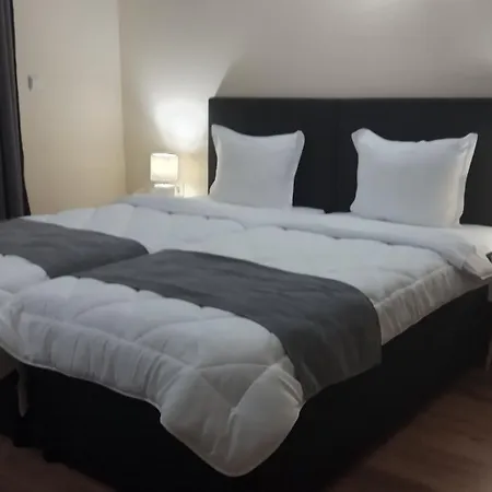 Victoria Family Hotel-2